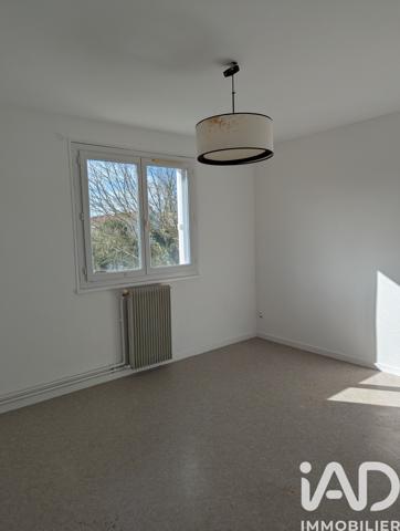 Maison à vendre 4 pièces 81 m² Saint-Seurin-sur-l'Isle