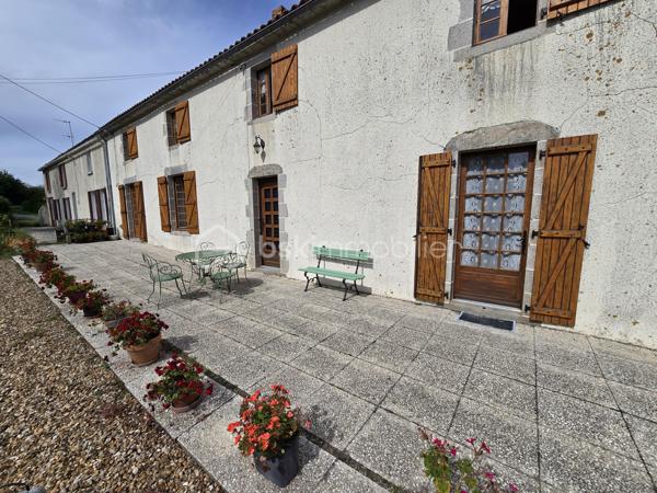 Maison ancienne de 337 m²