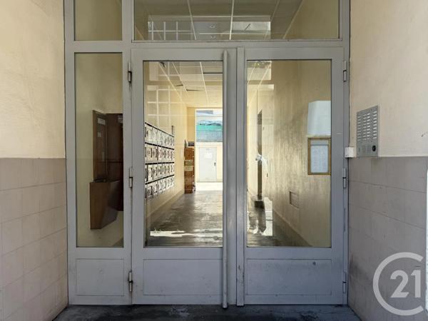 Appartement T3 à vendre  3 pièces - 57 m 2   GRENOBLE  - 38