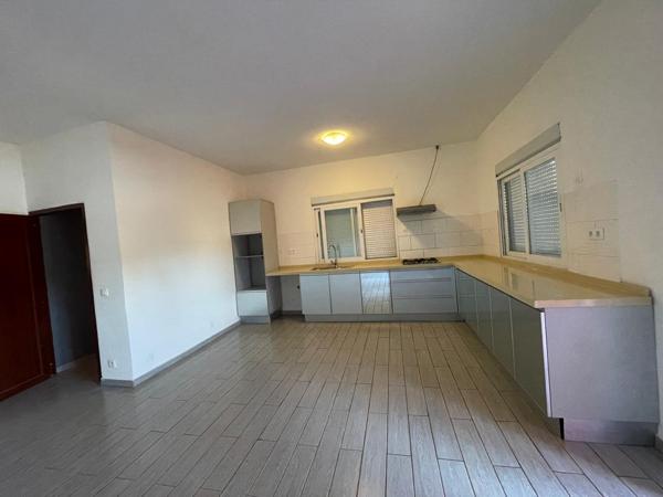 Appartement T3 avec terrasse – Kahani Centre À découvrir au cœur de Kahani !