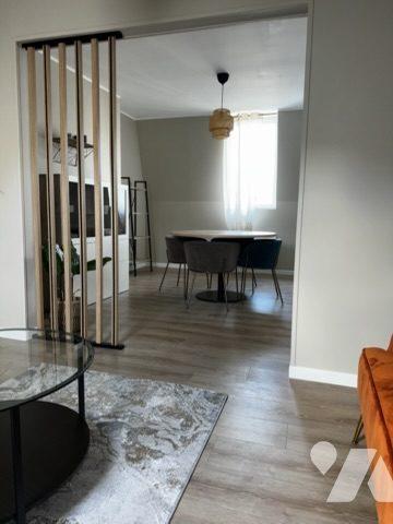 Immeuble de rapport mixte actuellement loué