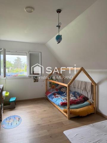 Maison familiale rénovée de 103 m² sur terrain clos de plus de 700 m²