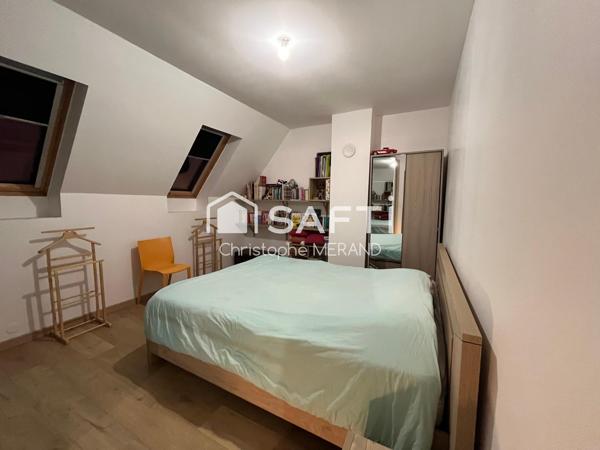 Maison familiale rénovée de 103 m² sur terrain clos de plus de 700 m²