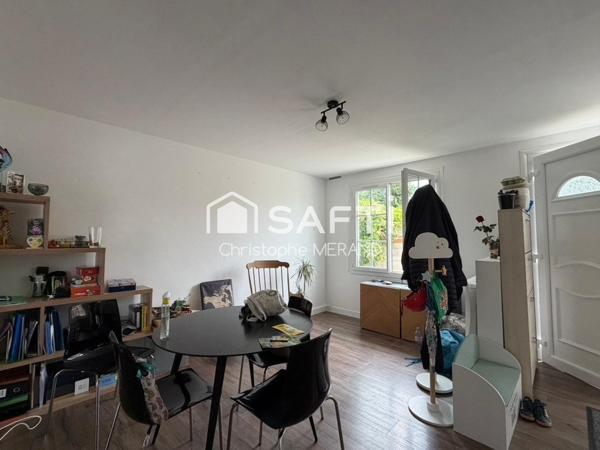 Maison familiale rénovée de 103 m² sur terrain clos de plus de 700 m²