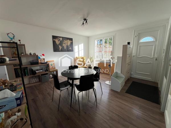 Maison familiale rénovée de 103 m² sur terrain clos de plus de 700 m²