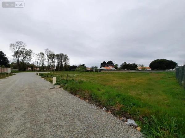 Achat - Terrain à bâtir Saint-Hilaire-de-Riez 85270 700 m 2