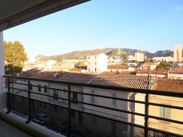 Appartement à Vendre 4 pièces MARSEILLE 10EME ARRONDISSEMENT