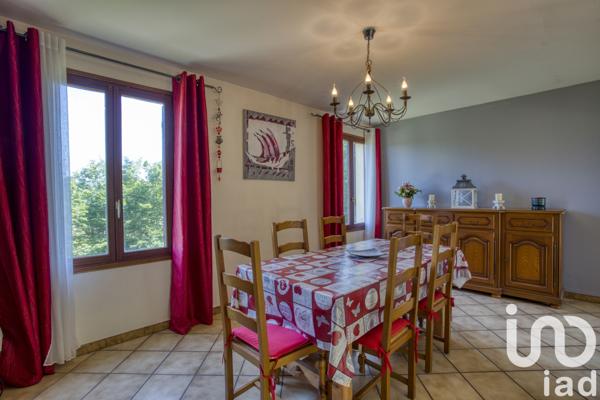 Maison à vendre 5 pièces 200 m² Vitrac