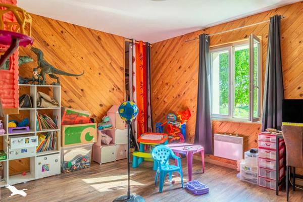Maison à vendre 251 428 € Coussac-Bonneval 6 p 279 m² DPE B