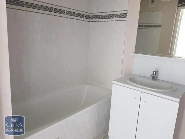 Appartement à louer 3 pièces 54m² Poitiers (86000)