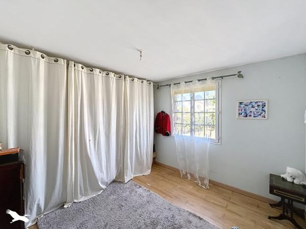 Maison 290 000 € Meursac 5 p 165 m² DPE C