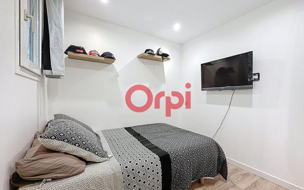 Appartement à vendre    2 pièces •  Fréjus