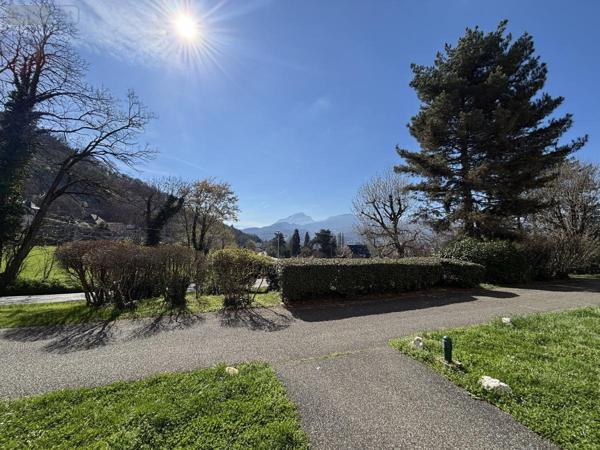 Appartement à vendre à Chambéry en Savoie (73000), ref : 73006-296