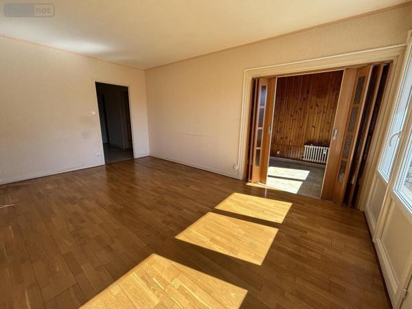 Appartement à vendre à Chambéry en Savoie (73000), ref : 73006-296