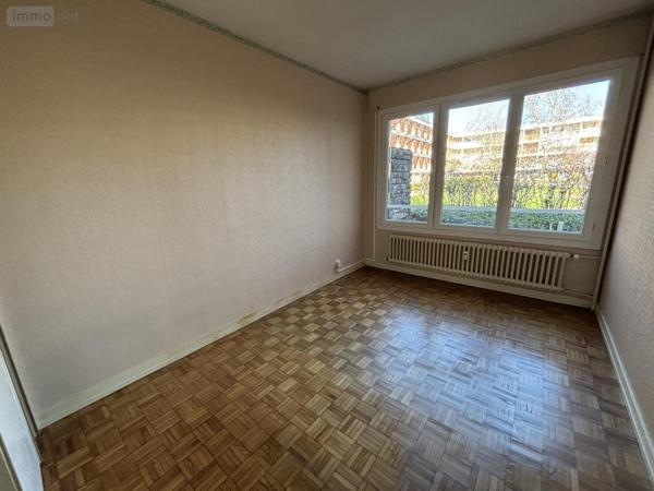 Appartement à vendre à Chambéry en Savoie (73000), ref : 73006-296