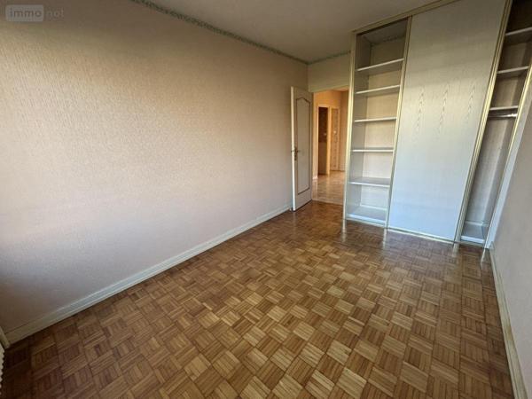 Appartement à vendre à Chambéry en Savoie (73000), ref : 73006-296