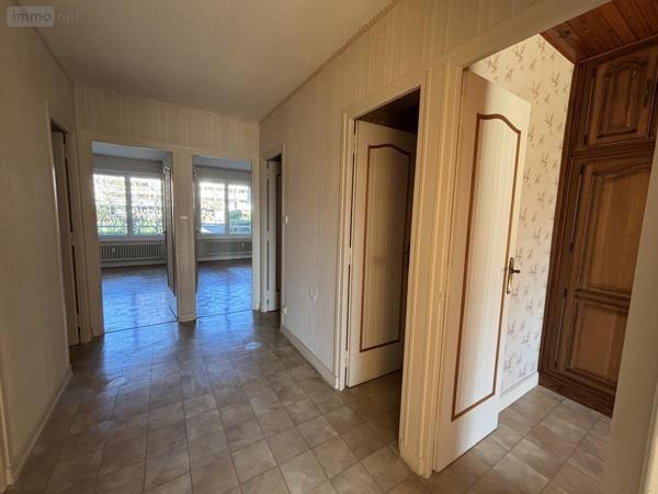 Appartement à vendre à Chambéry en Savoie (73000), ref : 73006-296