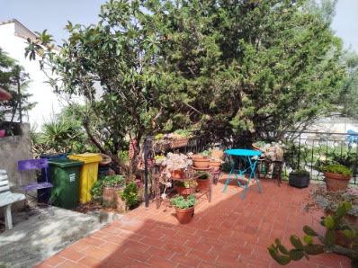 Carnoux-en-Provence (13470) Villa traditionnelle de type 5 pièces avec terrain et GARAGE