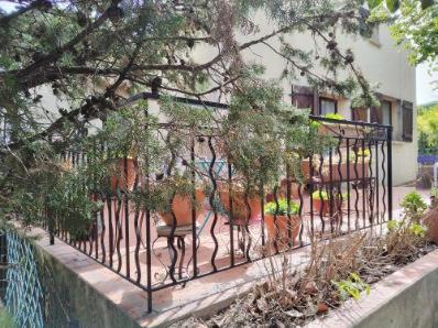 Carnoux-en-Provence (13470) Villa traditionnelle de type 5 pièces avec terrain et GARAGE