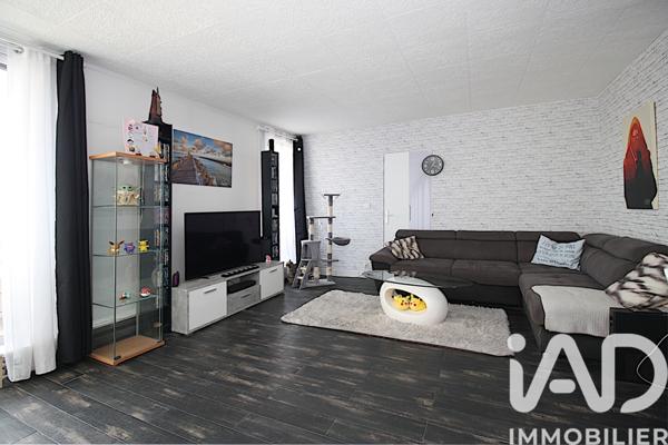 Appartement à vendre 4 pièces 76 m² Élancourt