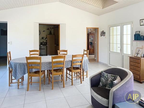 Vente maison Saint Etienne De Montluc : 381 400 € - AJP Immobilier Savenay