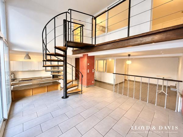 Grenoble centre – Duplex esprit loft 112 m² – 3 chambres – terrasse  – DPE B