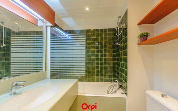 Appartement à vendre    3 pièces • 49,82 m2 La Rochelle