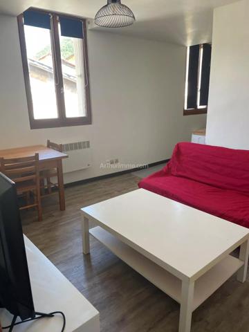 Location                                                      Appartement
                        
                     2 pièces                      33 m2                     à Digne-les-Bains