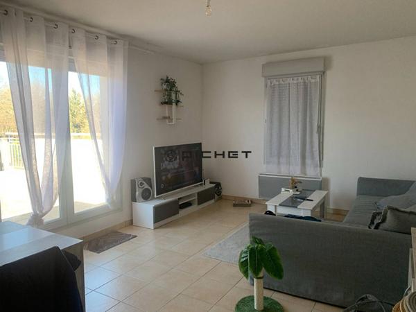Appartement 3 pièces 67 m² LESCAR - 64230