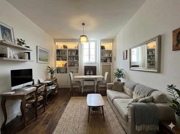 Appartement Pontoise 2 pièce(s) Centre historique