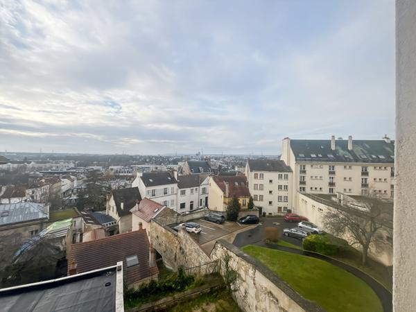 Appartement Pontoise 2 pièce(s) Centre historique