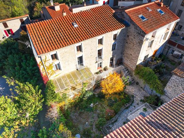 Ensemble de 2 maisons sur terrain privé 300 m² avec jardin