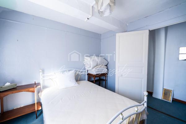 Ensemble de 2 maisons sur terrain privé 300 m² avec jardin