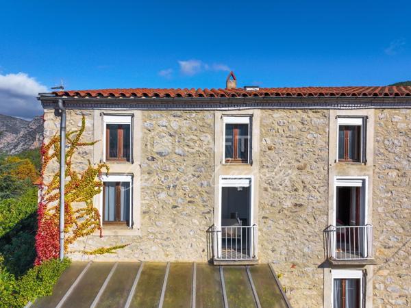 Ensemble de 2 maisons sur terrain privé 300 m² avec jardin