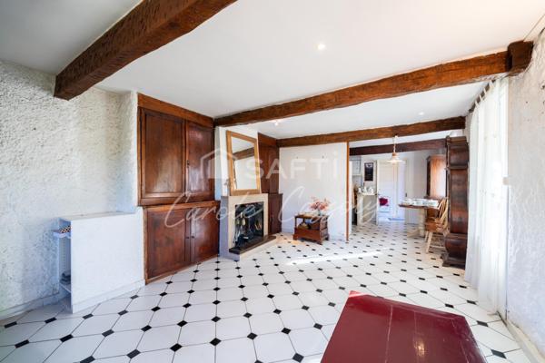 Ensemble de 2 maisons sur terrain privé 300 m² avec jardin