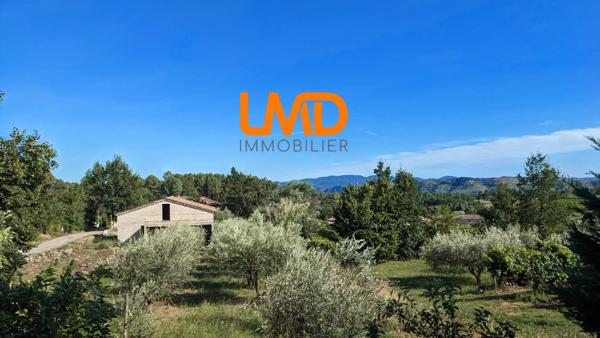 Bâtiment et terrain