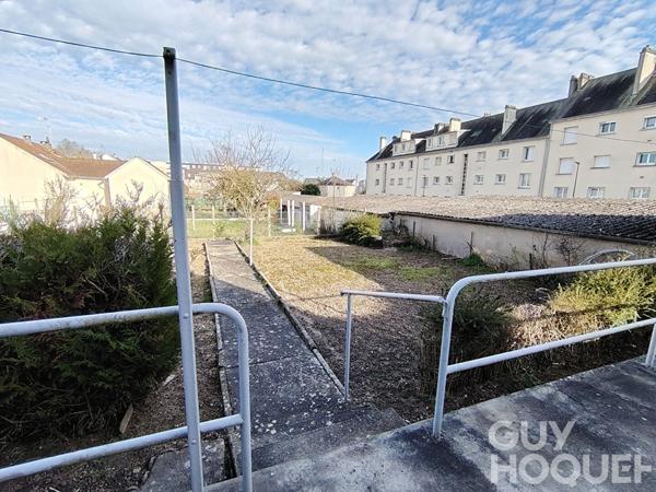 À louer ? Maison familiale avec extérieur ? 102 m² avec jardin et garage