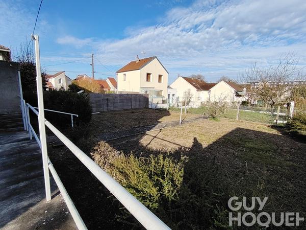 À louer ? Maison familiale avec extérieur ? 102 m² avec jardin et garage