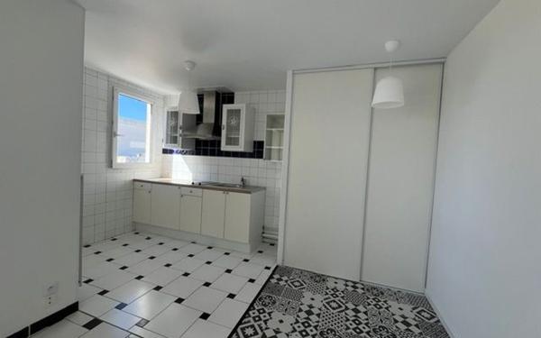 Appartement à louer    2 pièces • 39,37 m2 Compiègne
