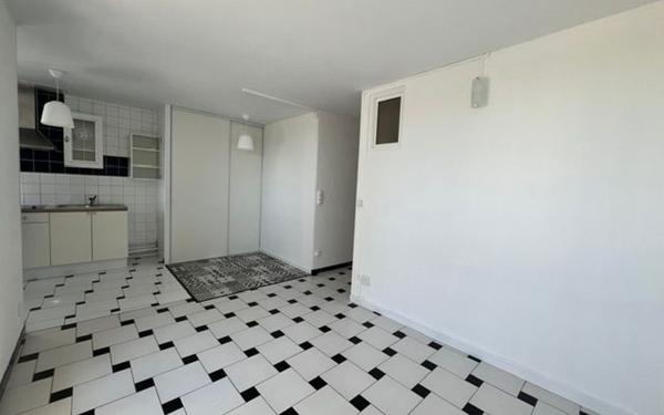 Appartement à louer    2 pièces • 39,37 m2 Compiègne