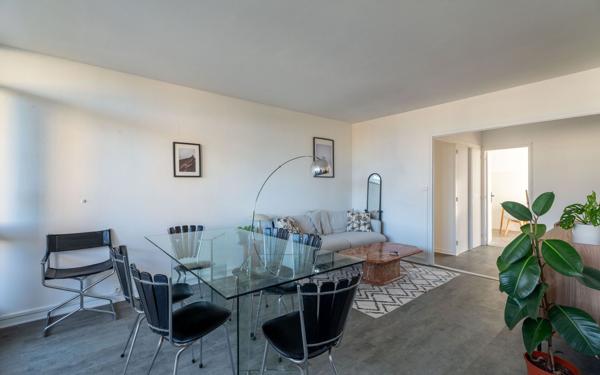 Appartement à louer    3 pièces • 77 m2 Biscarrosse