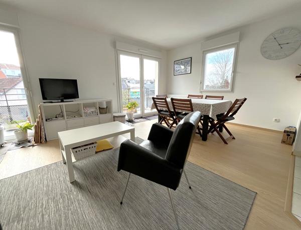 INDRE : T3 - BALCON - PARKING