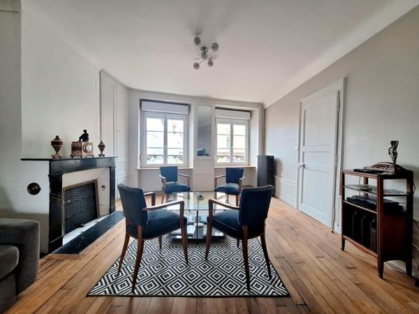 À vendre Immeuble 390 m² - Mirecourt 88500