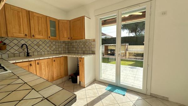 Jolie maison des années 50 de plain pieds, avec jardin