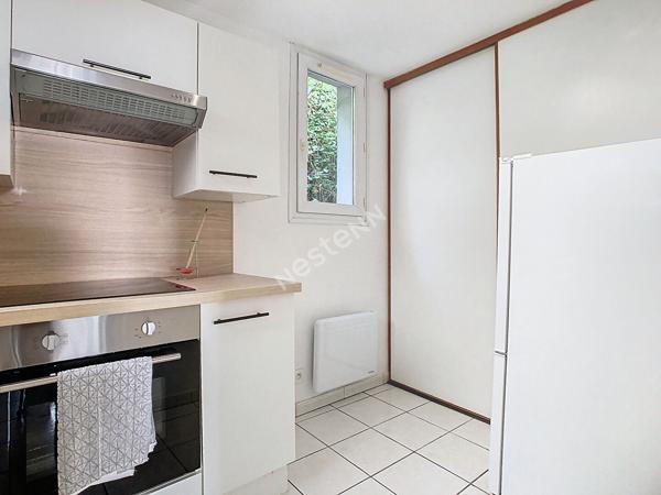 Joli appartement Studio meublé - Rénové ! Petite copropriété proche du Centre-Ville !
