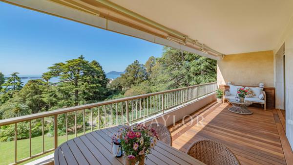 Exclusivité - Magnifique appartement Vue mer et parc