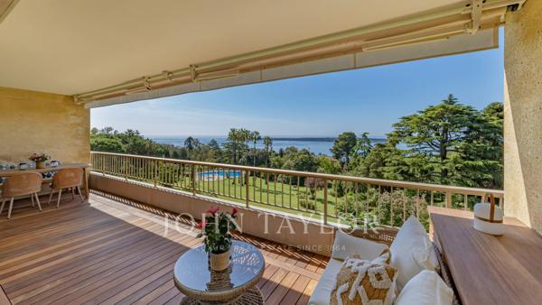 Exclusivité - Magnifique appartement Vue mer et parc