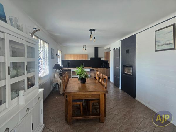 Maison à vendre Saint Marc Sur Mer - 6 pièces, 160m² avec 4 chambre(s) à 630 000€ - AJP Immobilier Saint-Marc-sur-Mer