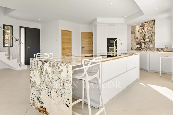 Maison familialle avec 4 chambres à louer proche Valbonne - Domaine privé