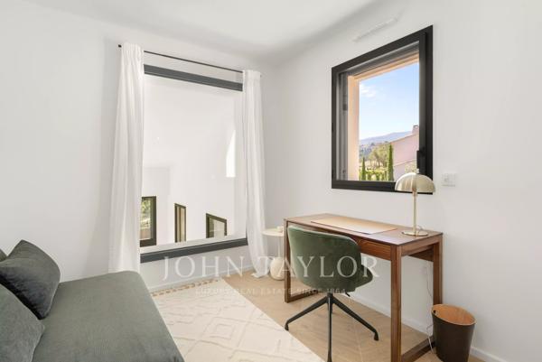 Maison familialle avec 4 chambres à louer proche Valbonne - Domaine privé